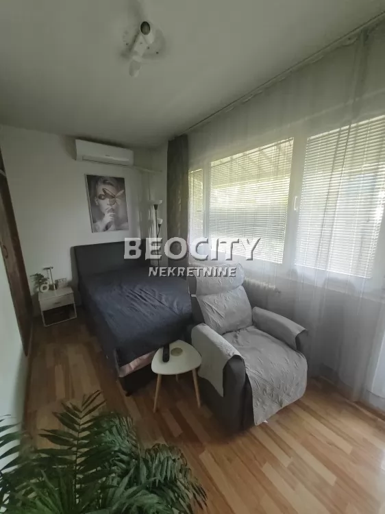 Dvosoban stan, 50 m2, Šumice, Ustanička ID: 133641 8