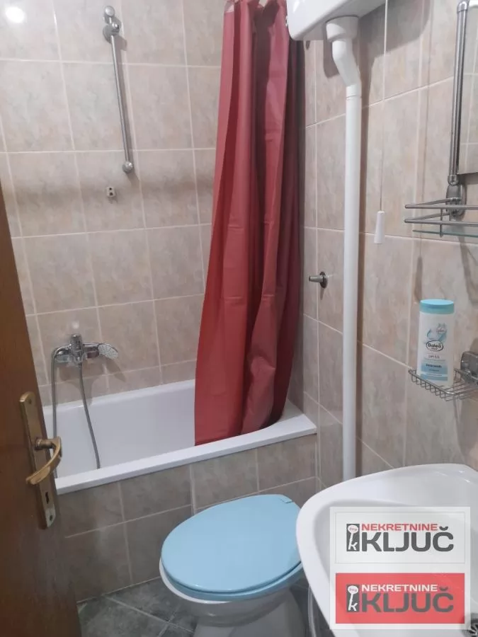 Garsonjera na Grbavici, 29 m², 2. sprat 7