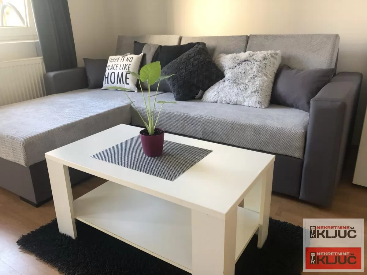 Jednosoban stan 28 m², Socijalno, Novi Sad, 1. sprat 1