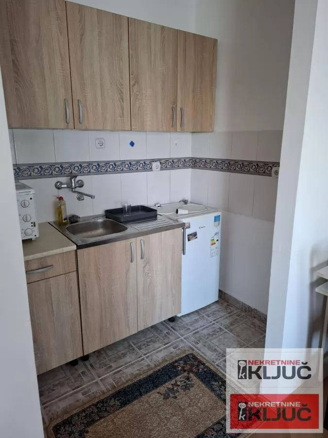 Garsonjera 20 m², Bulevar Oslobođenja, Novi Sad, 3. sprat 4