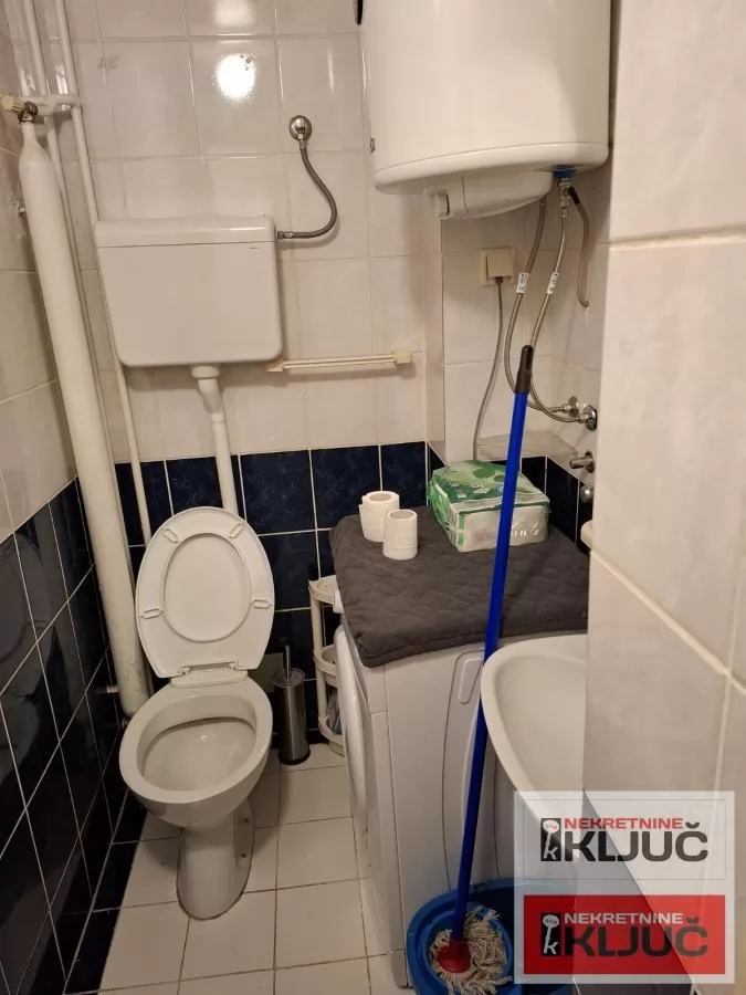 Garsonjera 20 m², Bulevar Oslobođenja, Novi Sad, 3. sprat 6