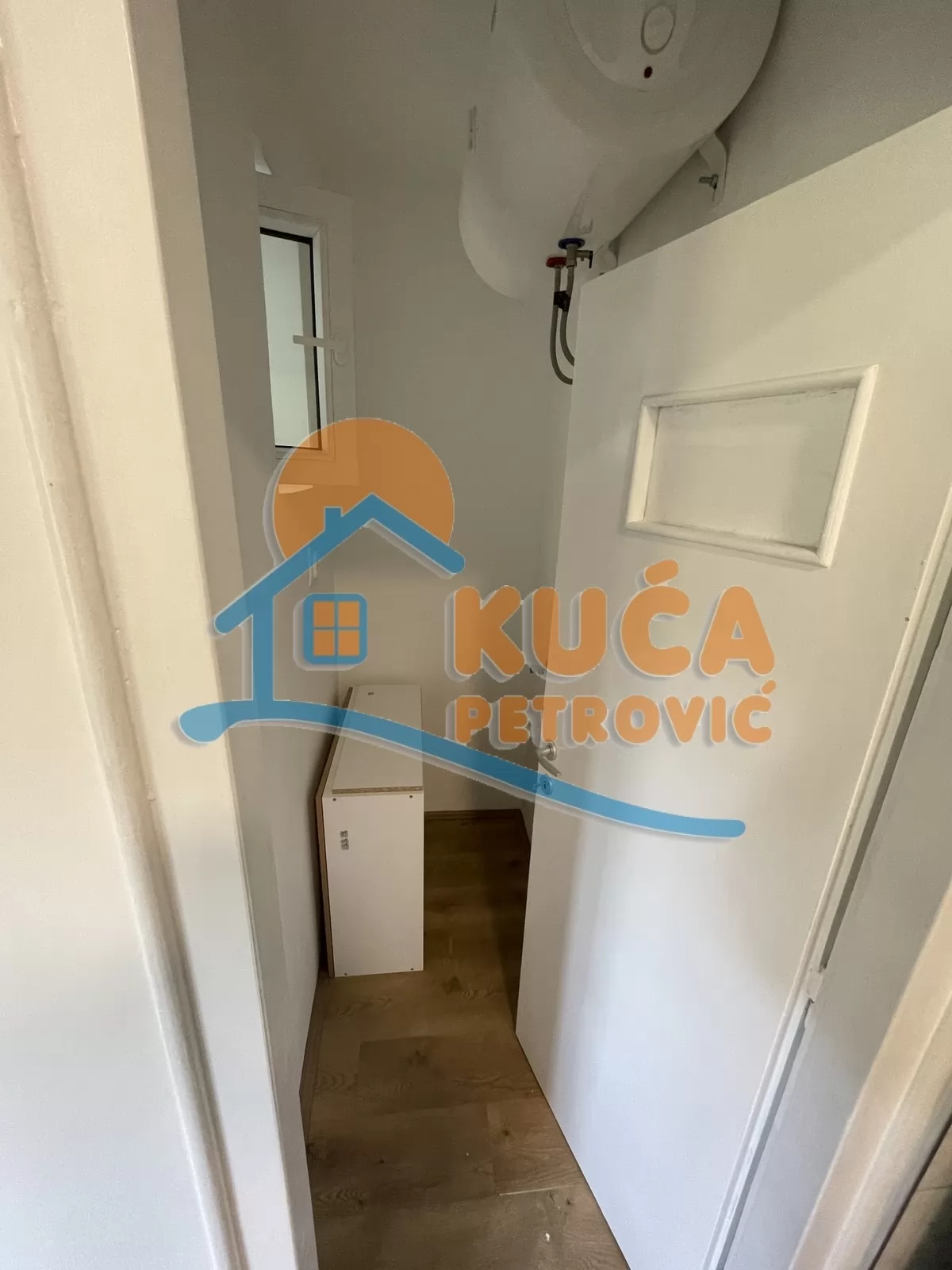 Dvosoban stan, 44 m2, Obilićev Venac, Obilićev venac ID: i-016916 10