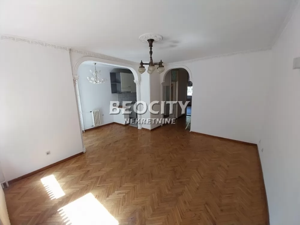 Dvosoban stan, 60 m2, Sajmište, Pariske komune ID: 130487 1