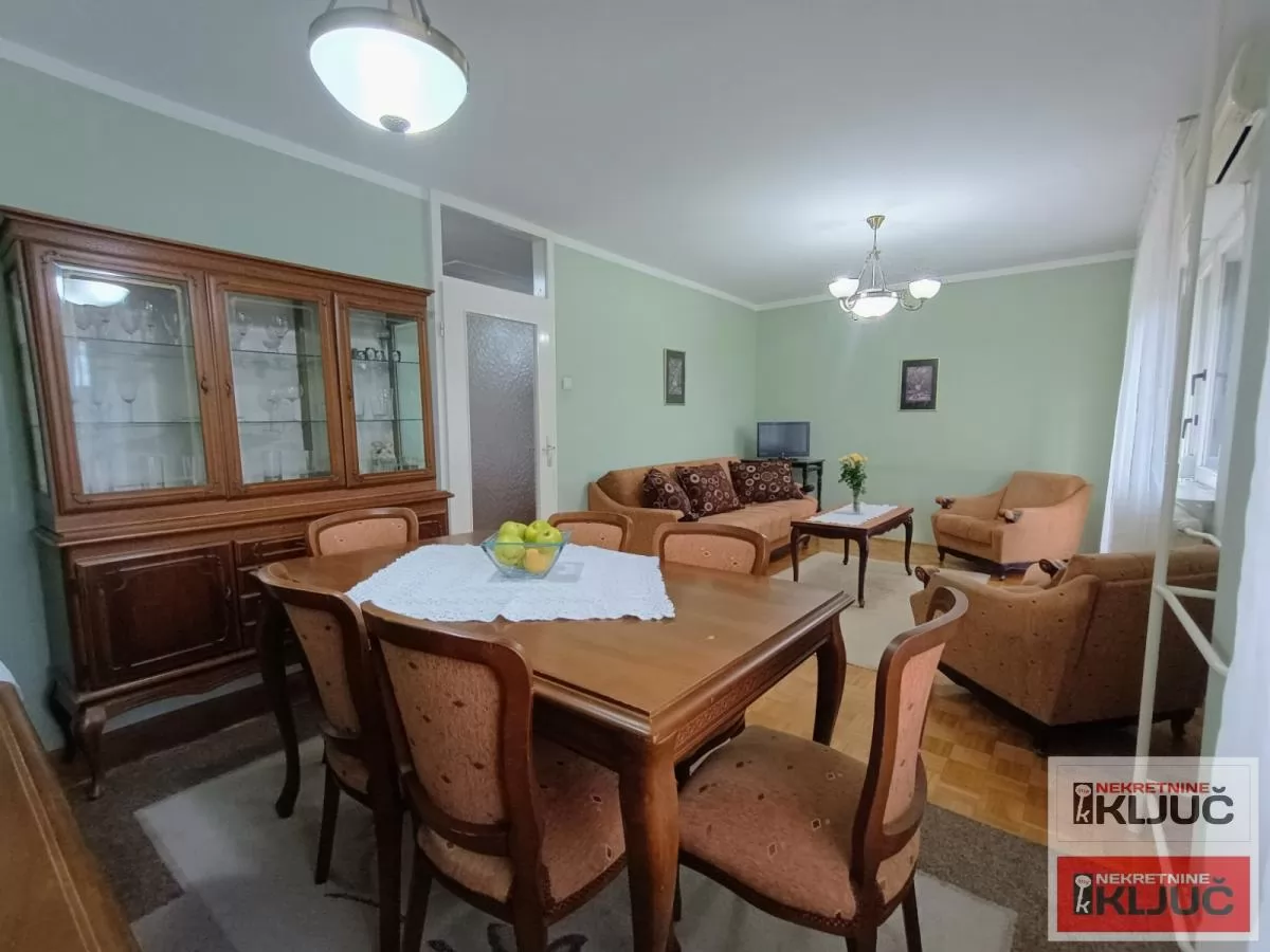 Trosoban stan 70 m², Novo Naselje, Novi Sad 1