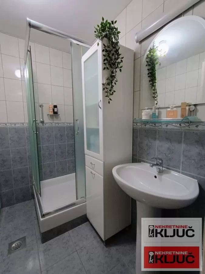 Trosoban stan 70 m², Novo Naselje, Novi Sad 10