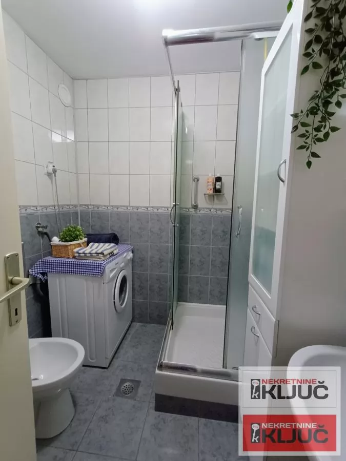 Trosoban stan 70 m², Novo Naselje, Novi Sad 11