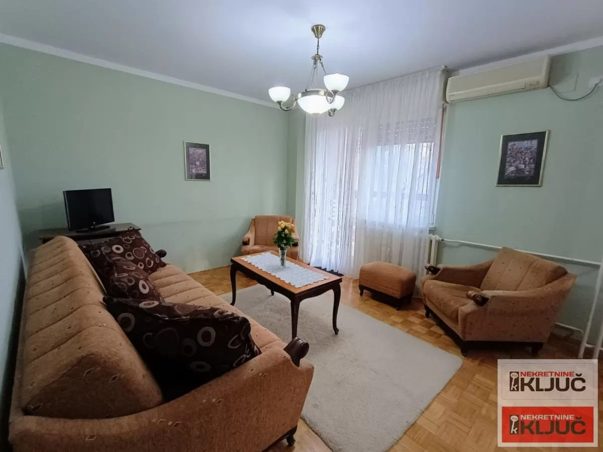 Trosoban stan 70 m², Novo Naselje, Novi Sad 3