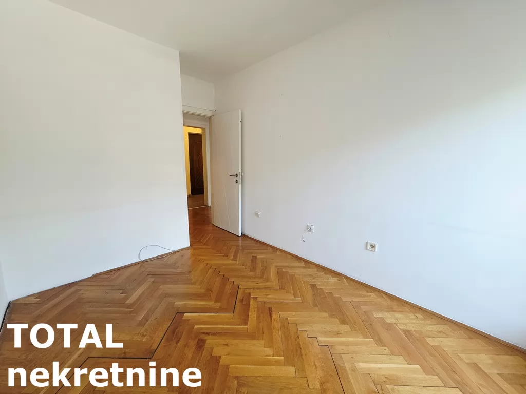 Stan,NOVI SAD,BULEVAR,kv: 83.00, € 215800, ID: 1102871 14