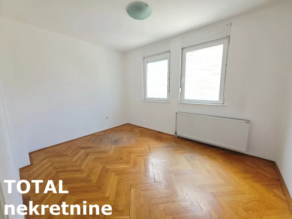 Stan,NOVI SAD,BULEVAR,kv: 83.00, € 215800, ID: 1102871 6