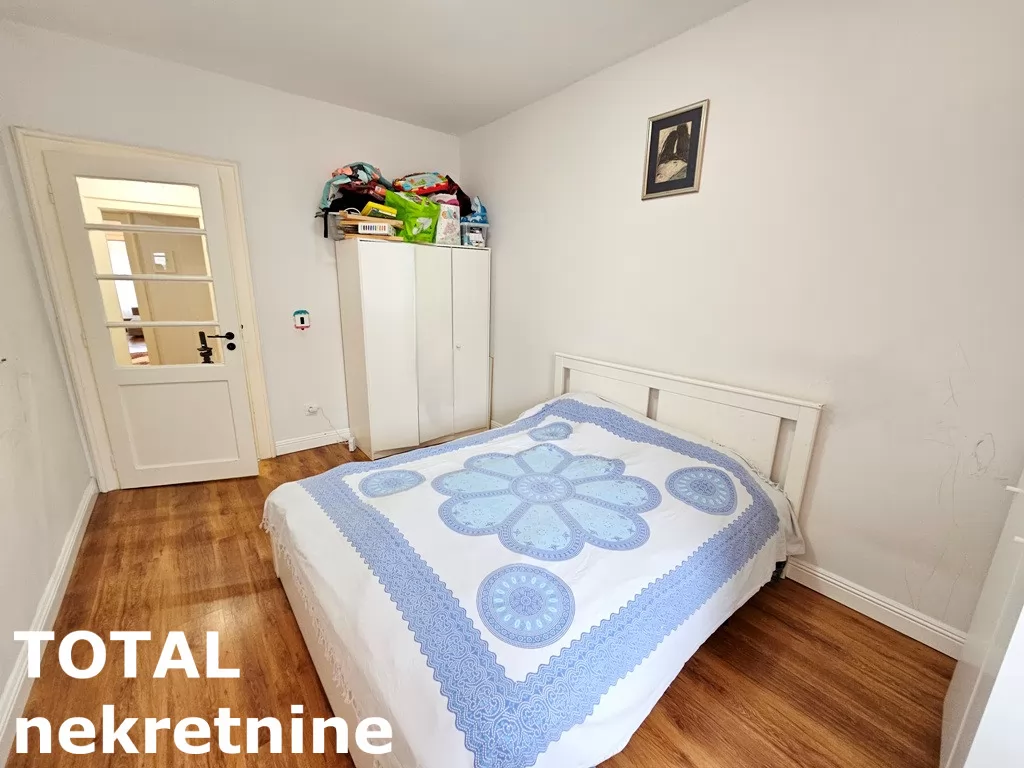 Stan,NOVI SAD,CENTAR,kv: 86.00, € 260000, ID: 1099733 13