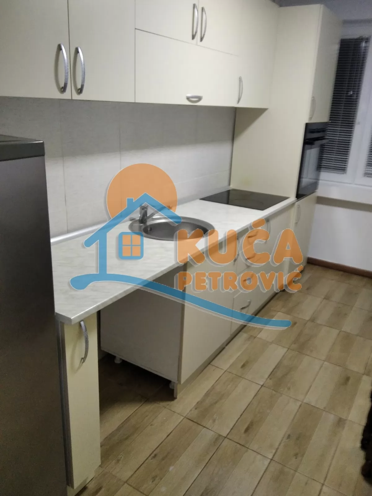 Dvosoban stan, 60 m2, Filozofski fakultet, Kralja Stefana Prvovenčanog ID: i-07428 4