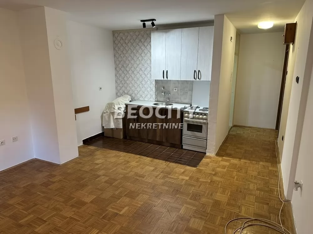 Jednosoban stan, 29 m2, Novo naselje, Bulevar Slobodana Jovanovića ID: 133829 1