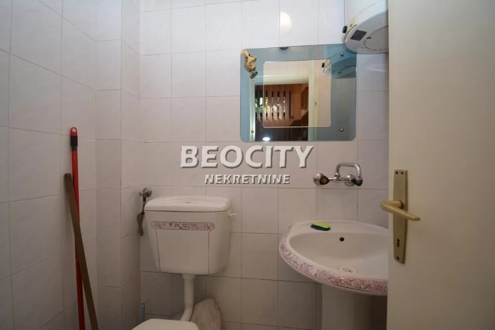 Lokal, 32 m2, Senjak, Koste Glavinića ID: 24171 10
