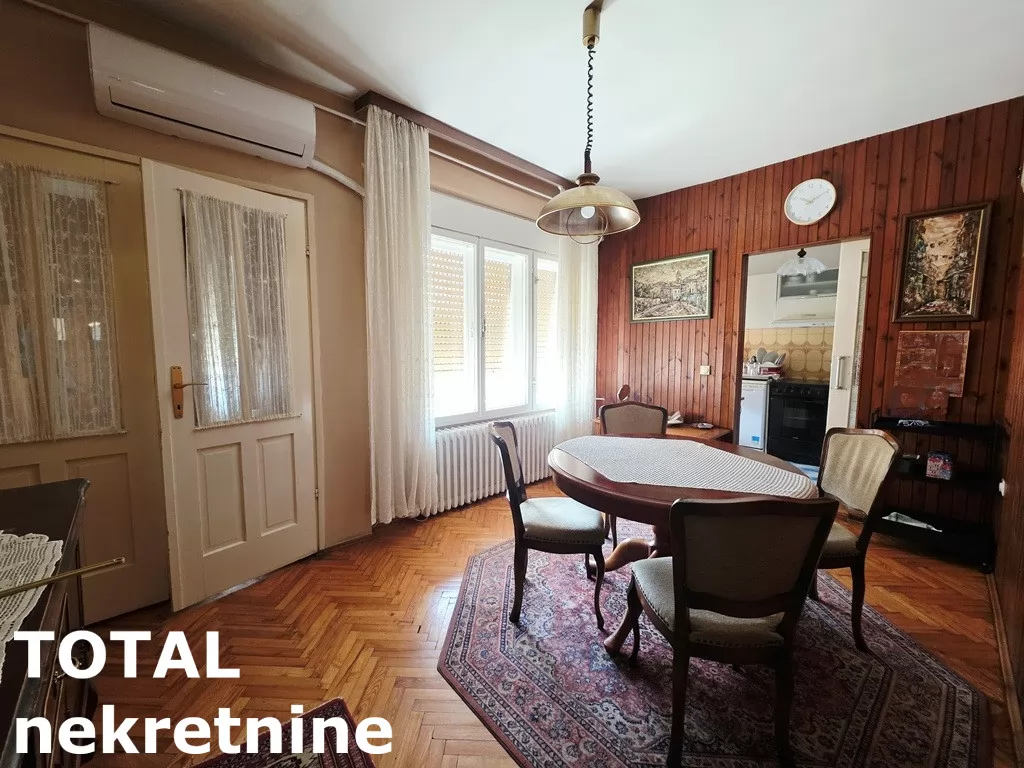 Stan,NOVI SAD,CENTAR,kv: 130.00, € 399000, ID: 1102880 11