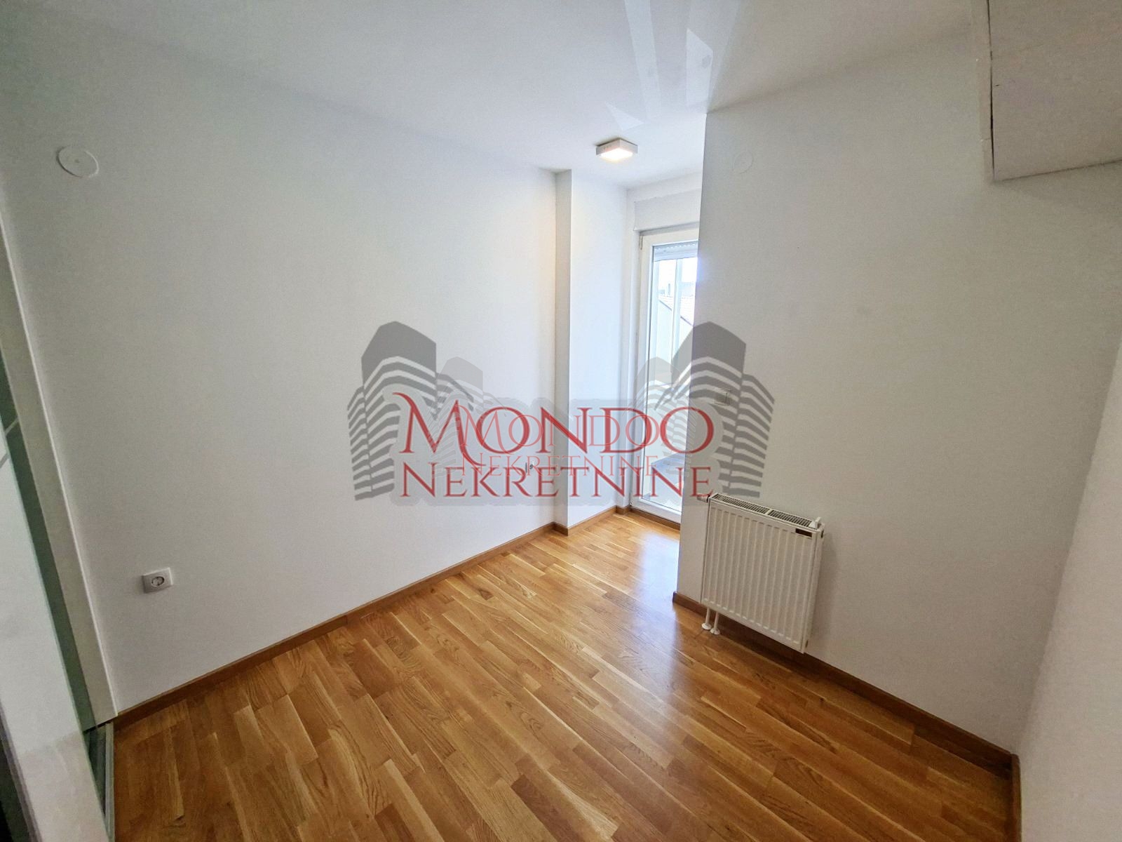 Jednoiposoban stan u novoj zgradi kod Doma zdravlja 6