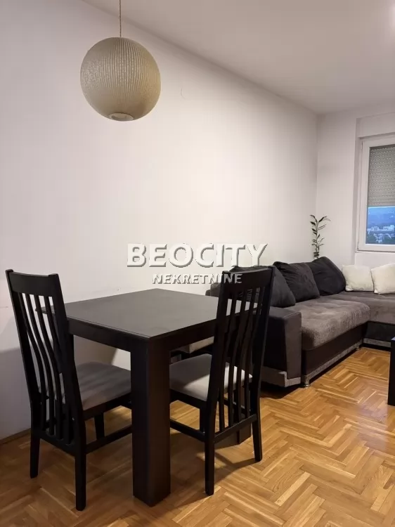 Dvosoban stan, 39 m2, Somborski bulevar, Bulevar Patrijarha Pavla ID: 133864 2