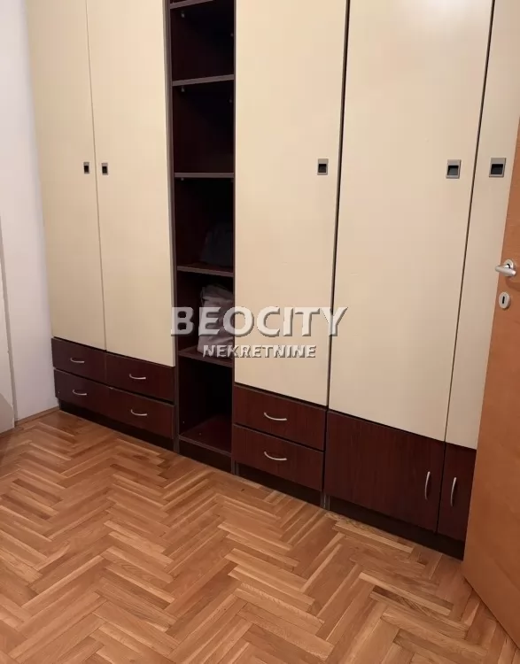 Dvosoban stan, 39 m2, Somborski bulevar, Bulevar Patrijarha Pavla ID: 133864 5