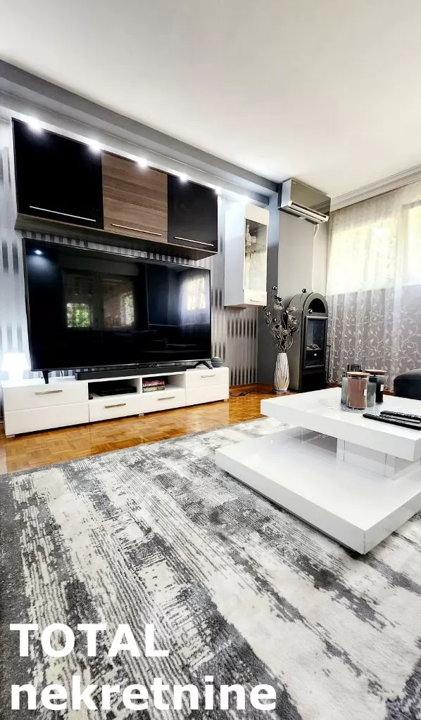 Stan,NOVI SAD,LIMAN 3,kv: 89.00, € 300000, ID: 1098895 5