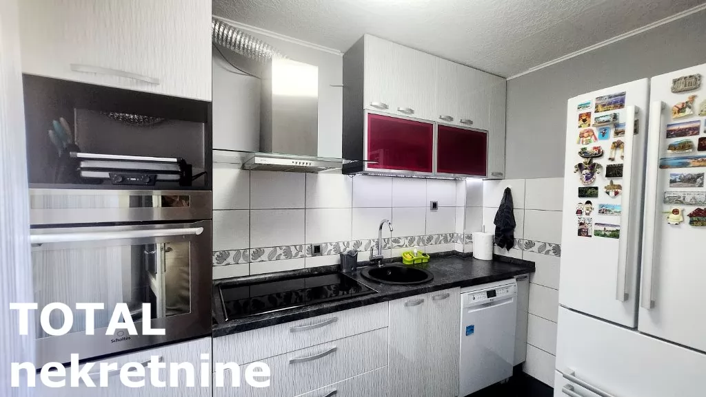 Stan,NOVI SAD,LIMAN 3,kv: 89.00, € 300000, ID: 1098895 8