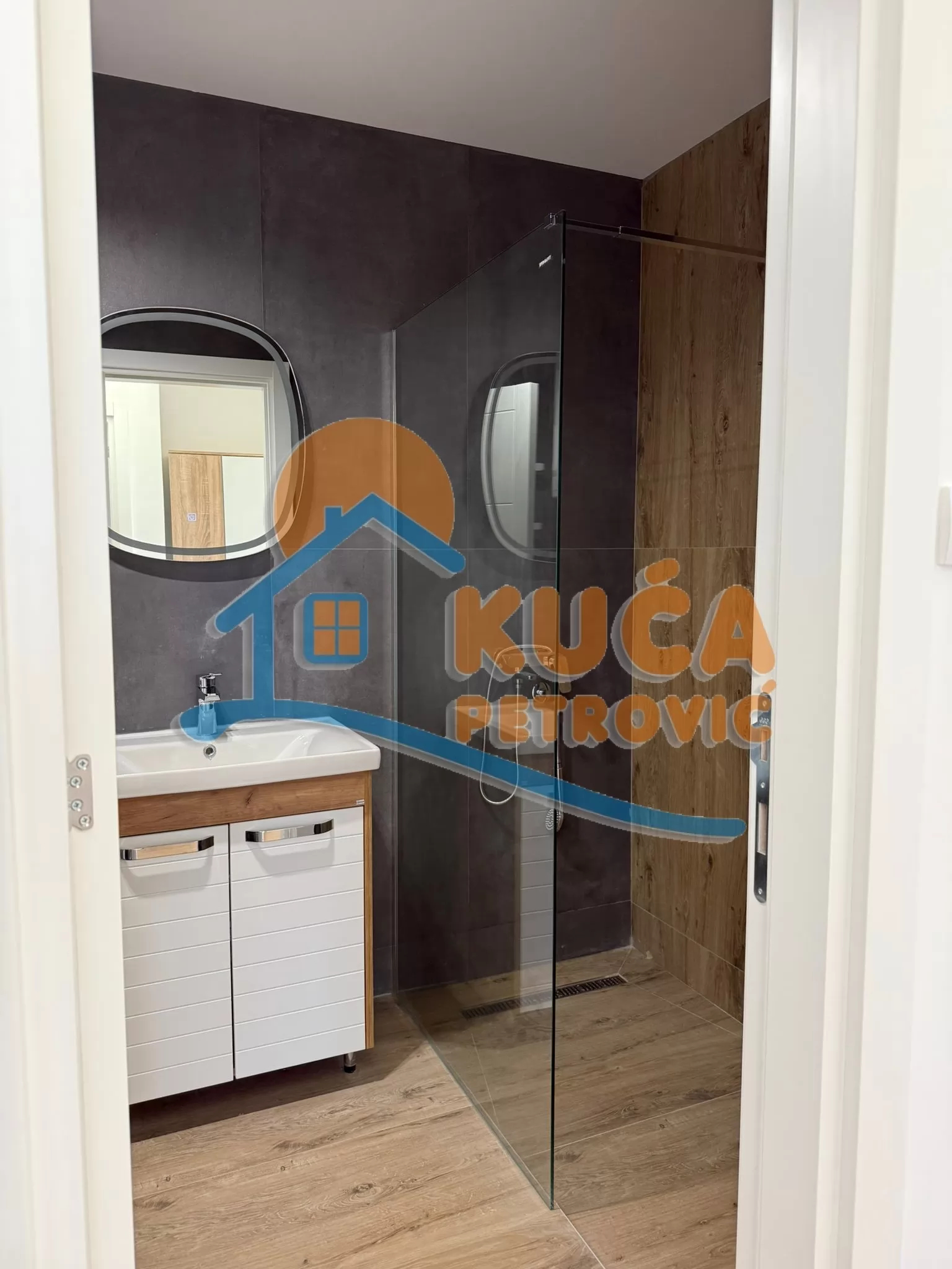 Dvosoban stan, 55 m2, Obilićev Venac, Vardarska ID: i-016939 15
