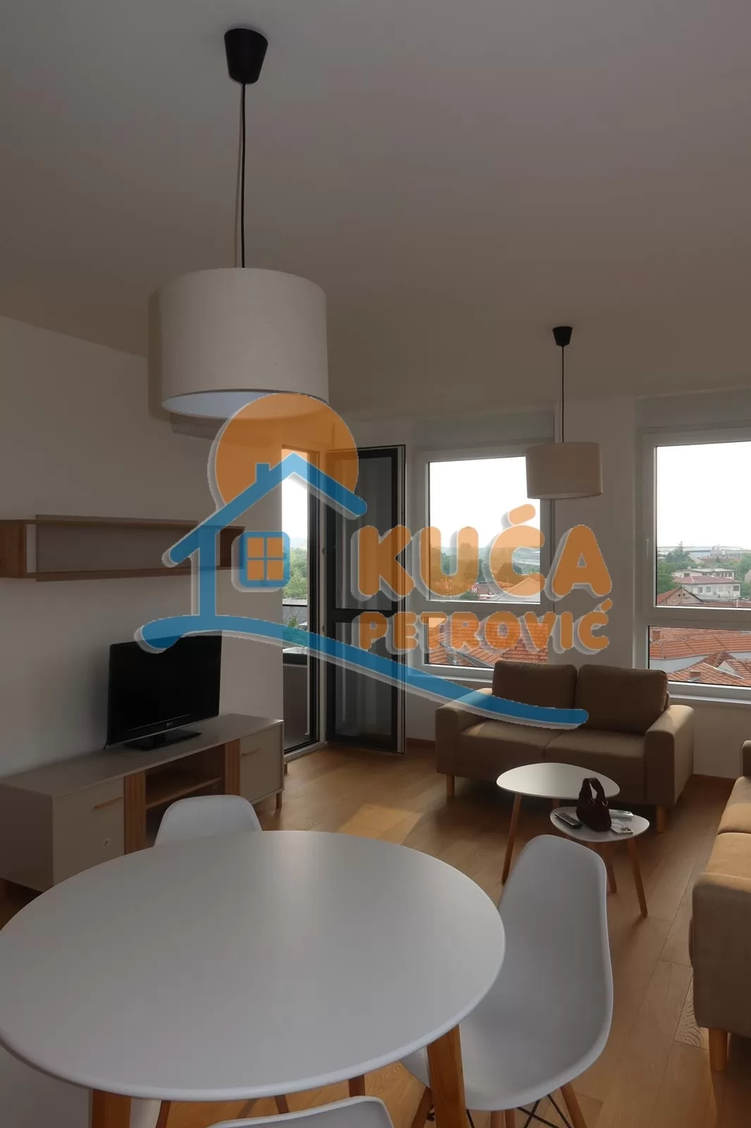 Dvosoban stan, 55 m2, Obilićev Venac, Vardarska ID: i-016939 2