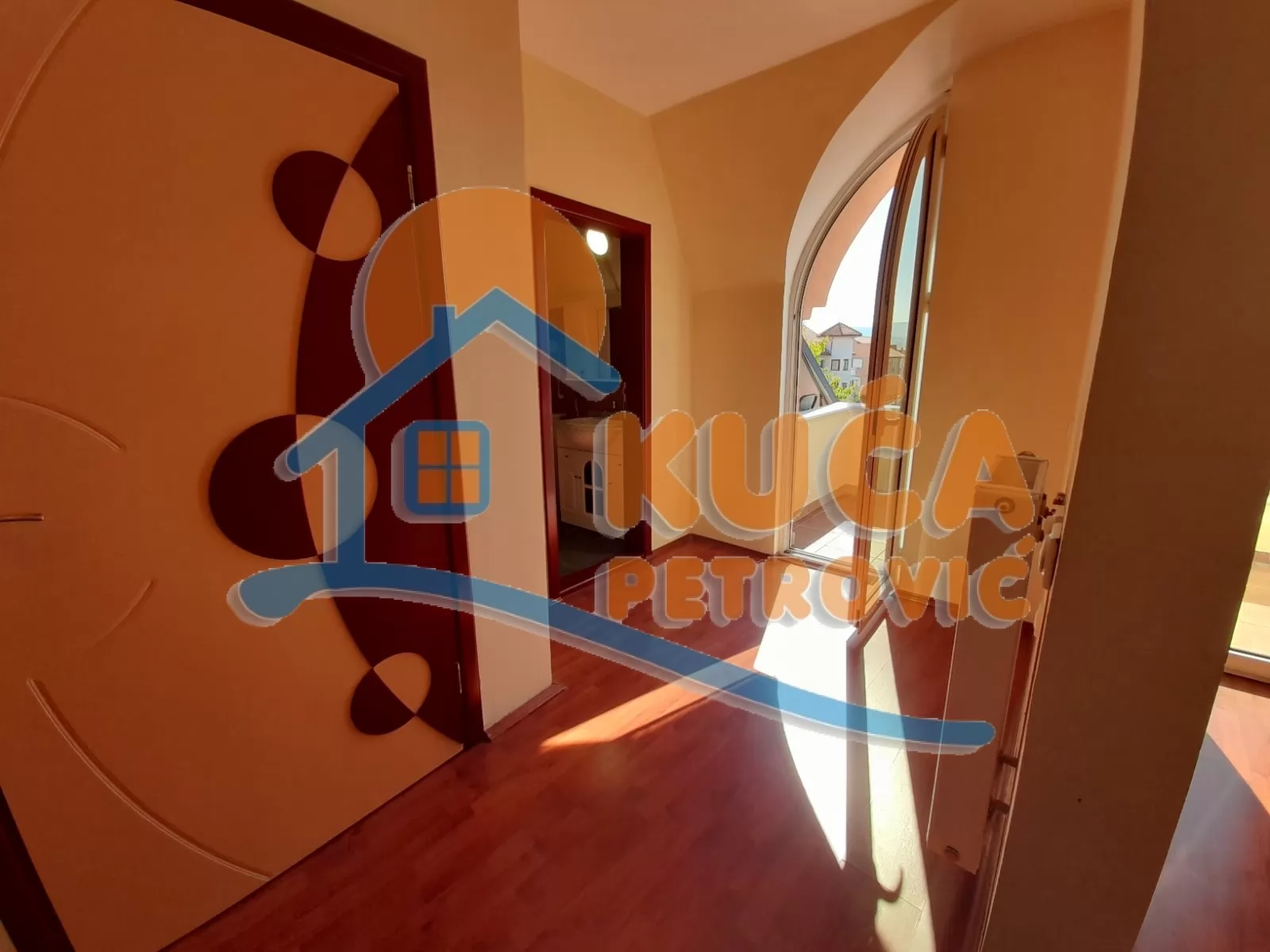 Dvosoban stan, 68 m2, Ćalije, Borova ID: i-04268 9