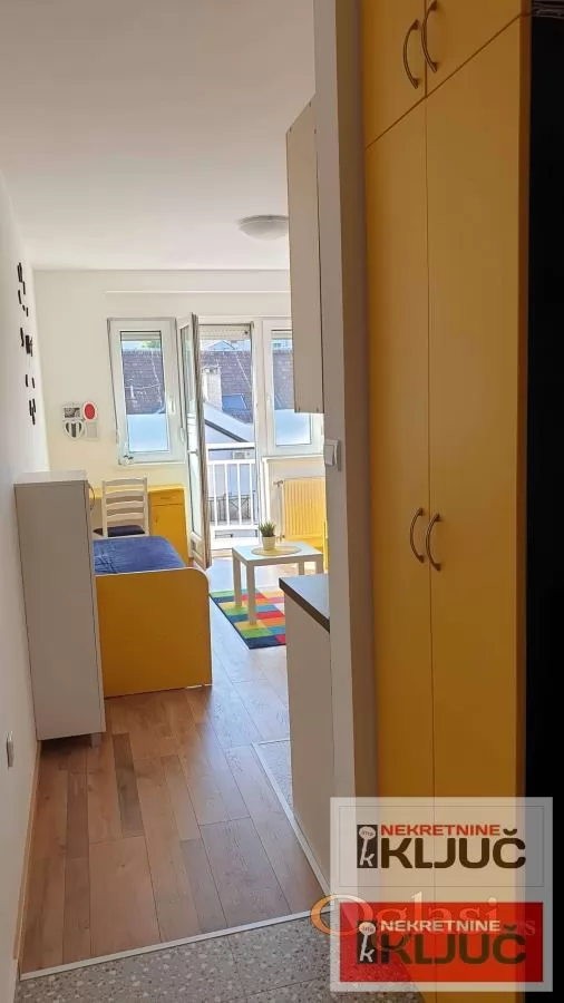 Garsonjera 26 m², Grbavica, Novi Sad, 4. sprat 5