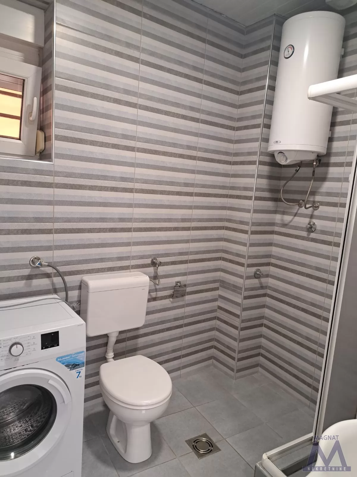 Stan,NOVI SAD,BULEVAR,kv: 71, € 204800, ID: 1019407 10