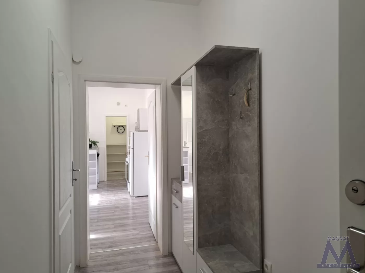 Stan,NOVI SAD,BULEVAR,kv: 71, € 204800, ID: 1019407 7