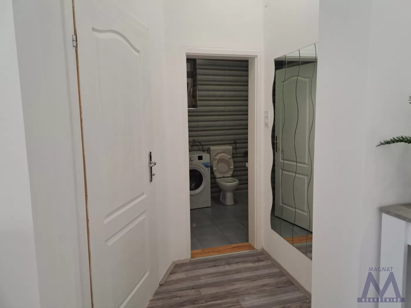 Stan,NOVI SAD,BULEVAR,kv: 71, € 204800, ID: 1019407 8
