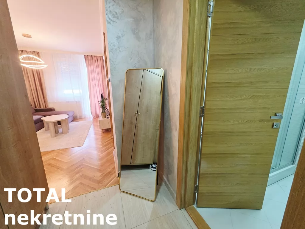 Stan,NOVI SAD,CENTAR,kv: 42.00, € 155000, ID: 1102887 14