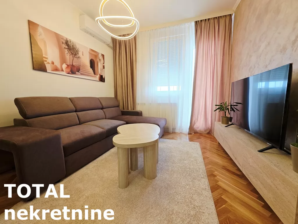 Stan,NOVI SAD,CENTAR,kv: 42.00, € 155000, ID: 1102887 2