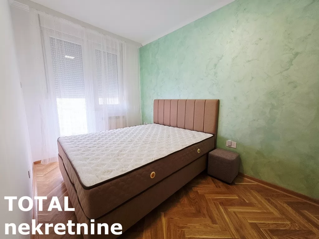 Stan,NOVI SAD,CENTAR,kv: 42.00, € 155000, ID: 1102887 8
