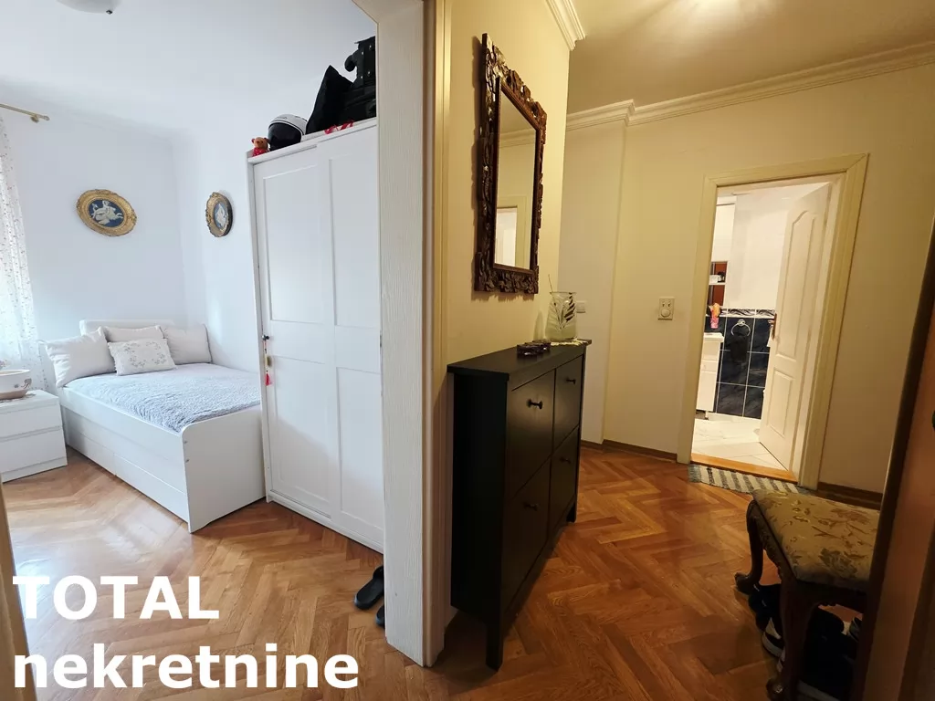 Stan,NOVI SAD,PODBARA,kv: 70.00, € 195000, ID: 1102885 15