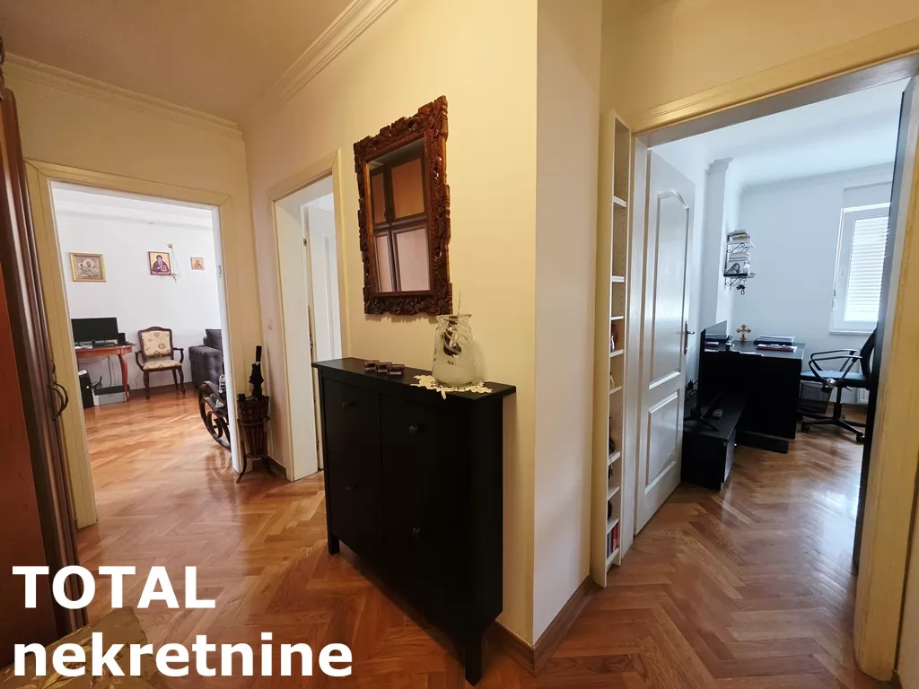 Stan,NOVI SAD,PODBARA,kv: 70.00, € 195000, ID: 1102885 18