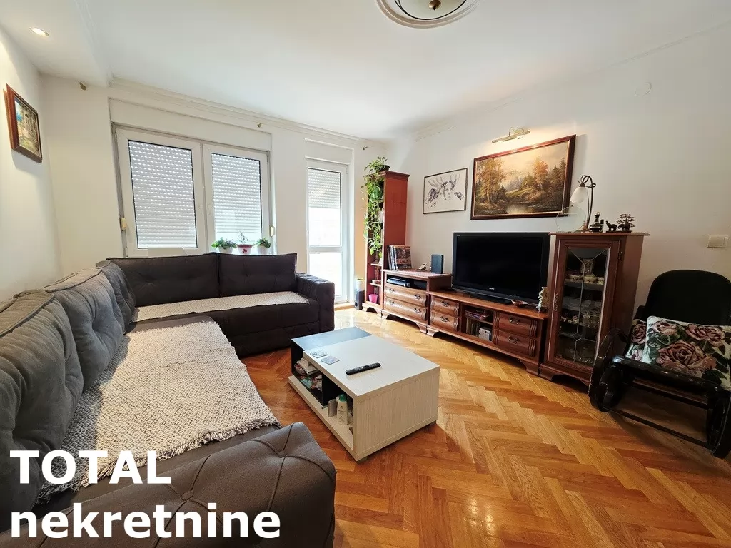 Stan,NOVI SAD,PODBARA,kv: 70.00, € 195000, ID: 1102885 2