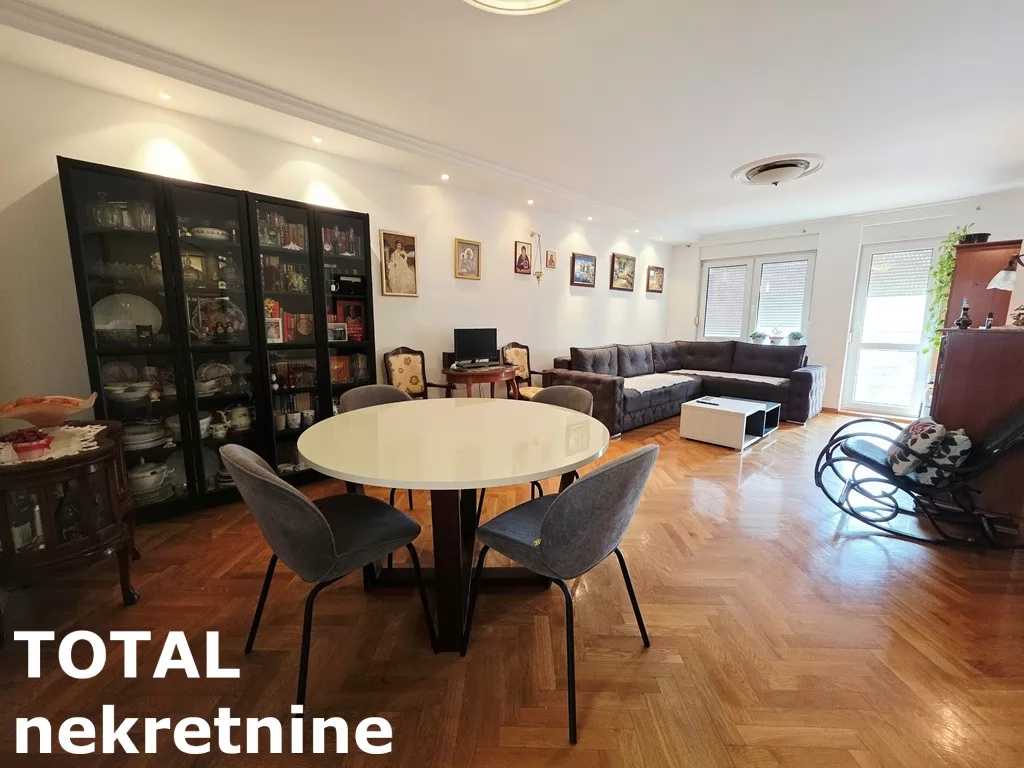 Stan,NOVI SAD,PODBARA,kv: 70.00, € 195000, ID: 1102885 5
