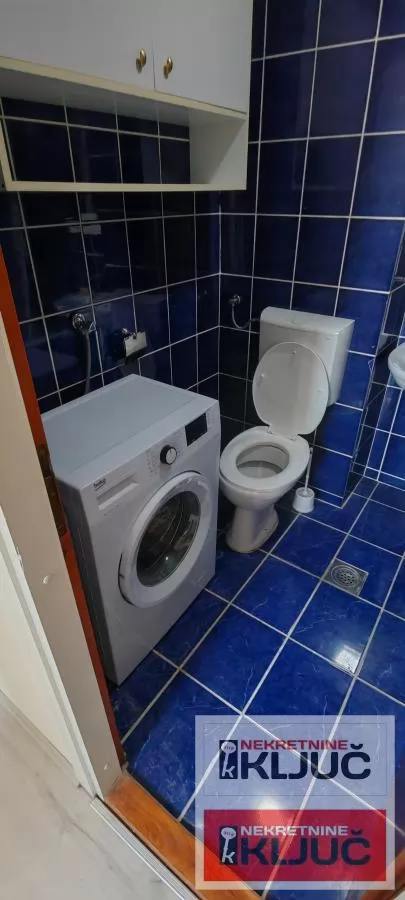 Jednoiposoban stan 33 m², Socijalno, Novi Sad, 5. sprat 9