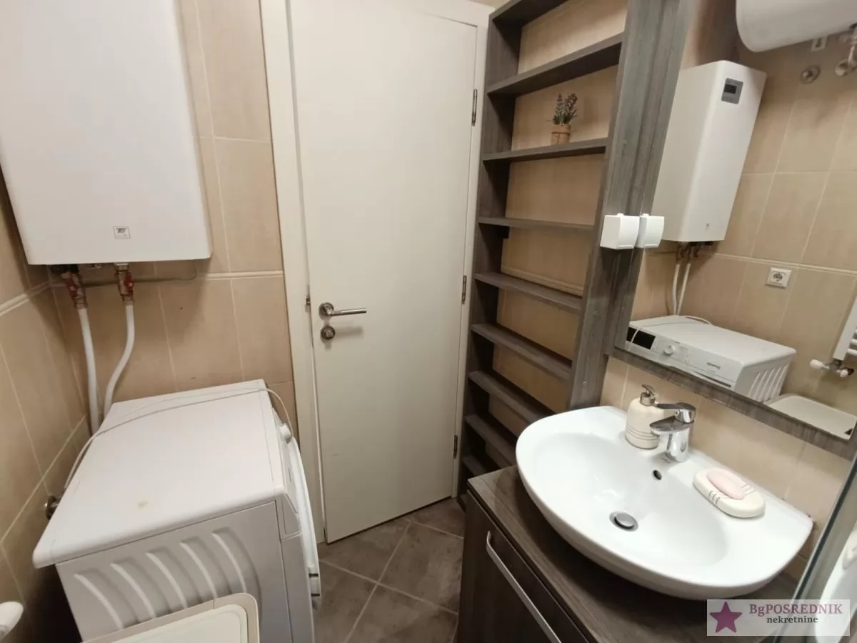 KOMPLETNO NAMEŠTEN STAN SA GARAŽNIM MESTOM! 11