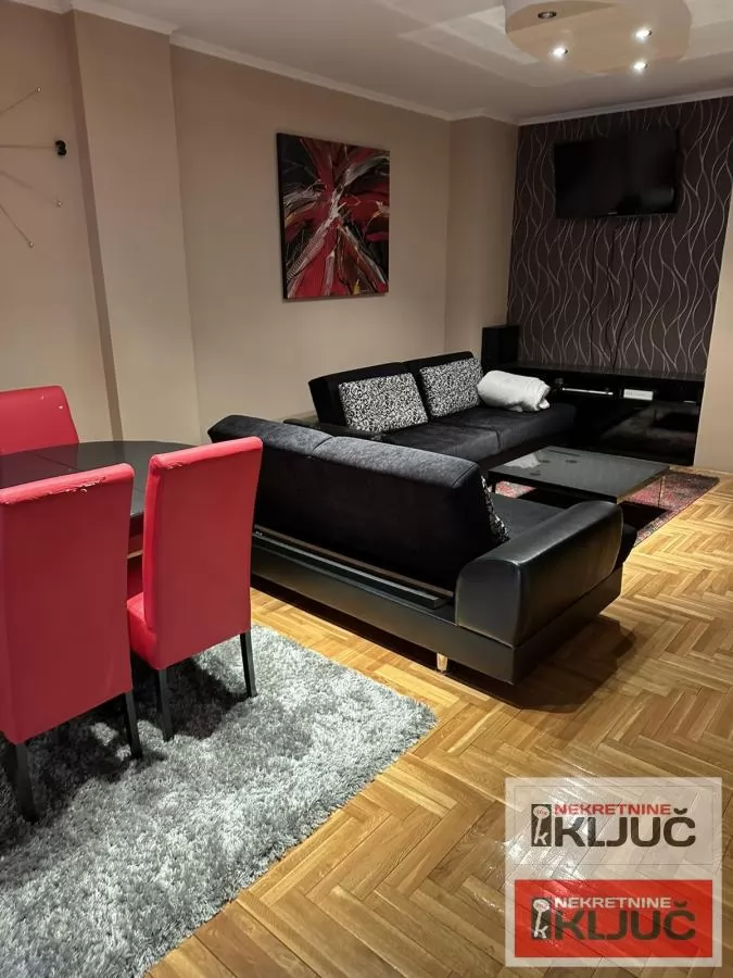 Nova detelinara,72 m2,trosoban Duplex,Namešten 3