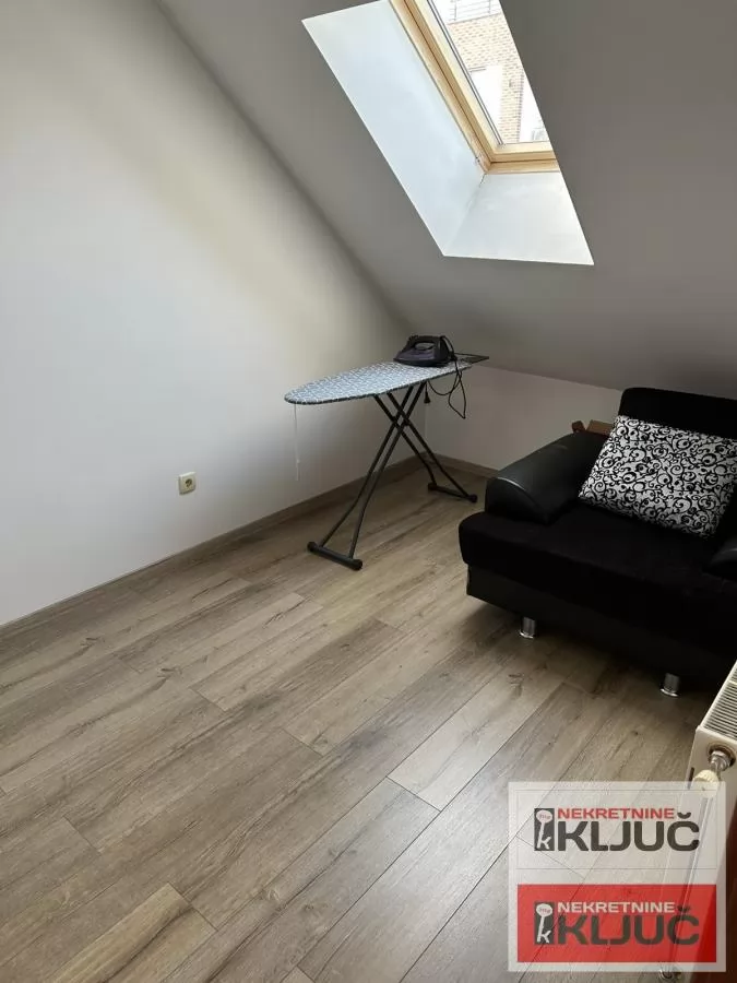 Nova detelinara,72 m2,trosoban Duplex,Namešten 8