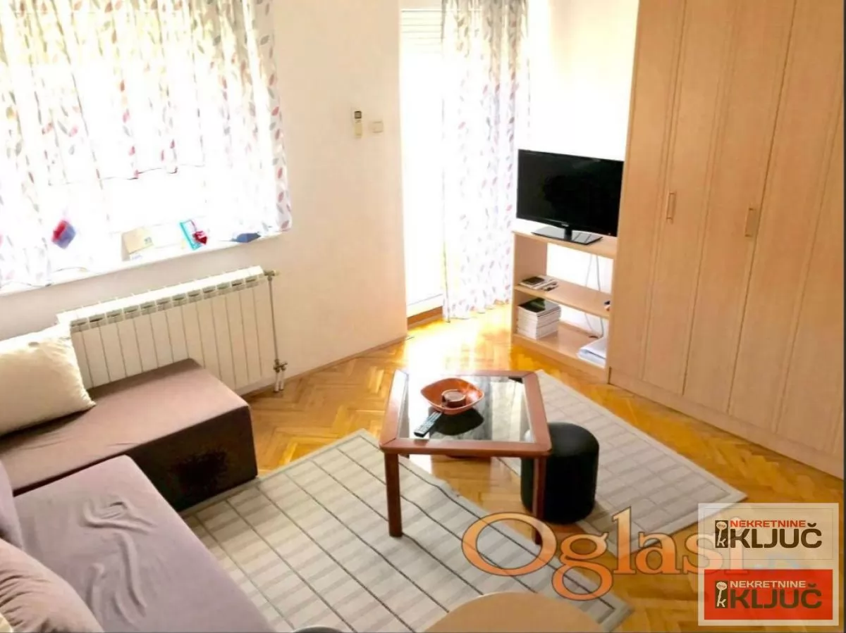 Jednosoban stan u Grbavici, Novi Sad, 27 m² 2