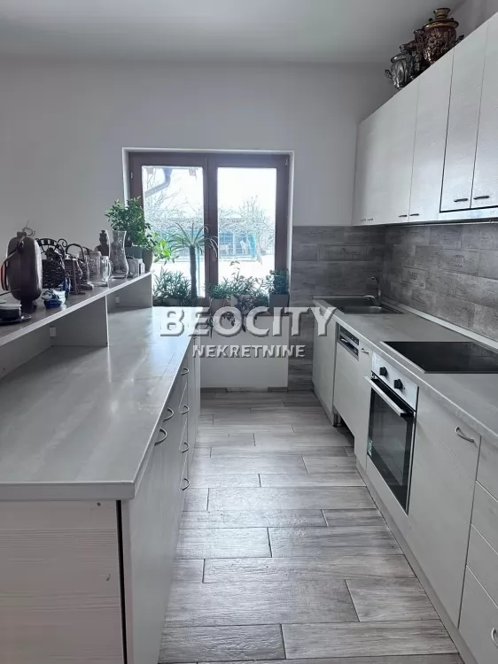 Petosobna kuća, 360 m2 ID: 133947 5