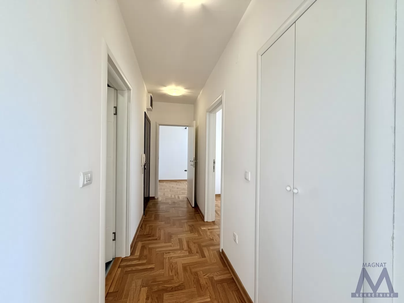 Stan,NOVI SAD,CENTAR,kv: 47, € 154500, ID: 1019410 7
