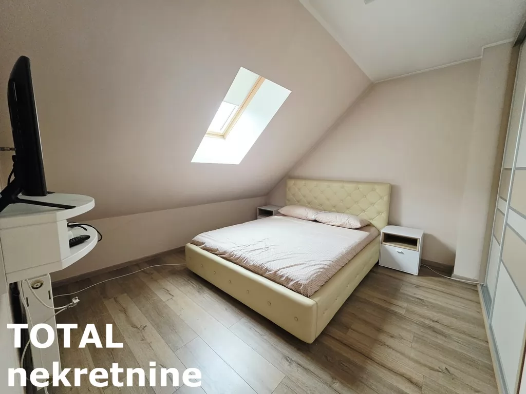 Stan,NOVI SAD,NOVA DETELINARA,kv: 72.00, € 180000, ID: 1102898 11