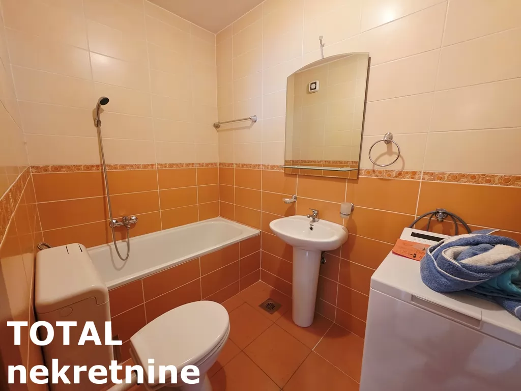 Stan,NOVI SAD,NOVA DETELINARA,kv: 72.00, € 180000, ID: 1102898 14
