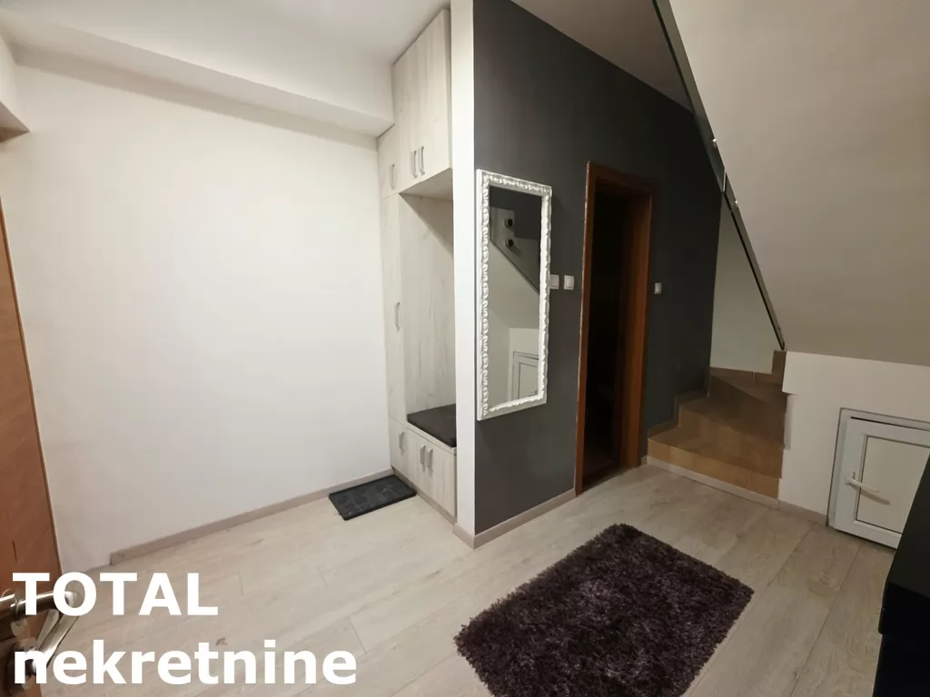 Stan,NOVI SAD,NOVA DETELINARA,kv: 72.00, € 180000, ID: 1102898 7
