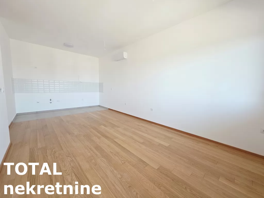 Stan,NOVI SAD,PODBARA,kv: 79.00, € 260700, ID: 1102429 3