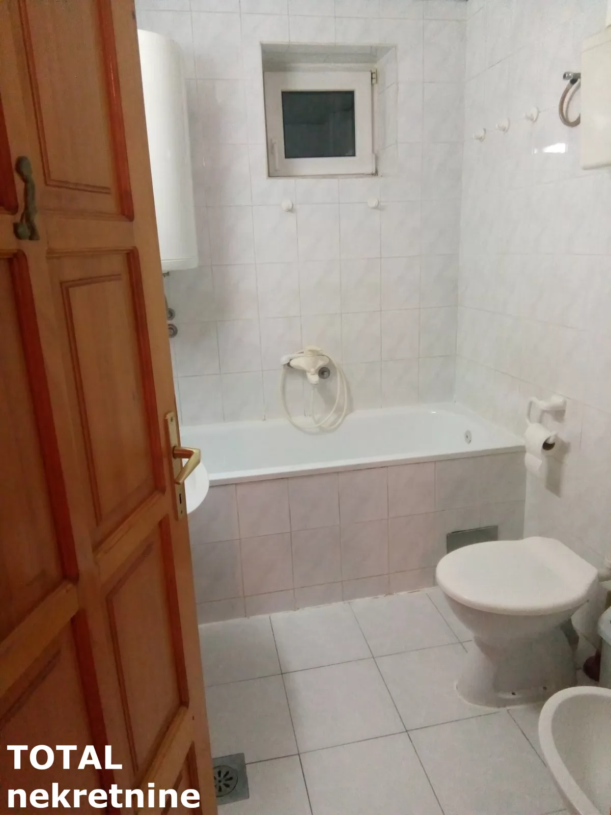 Stan,NOVI SAD,PODBARA,kv: 95.00, € 237500, ID: 1102837 8