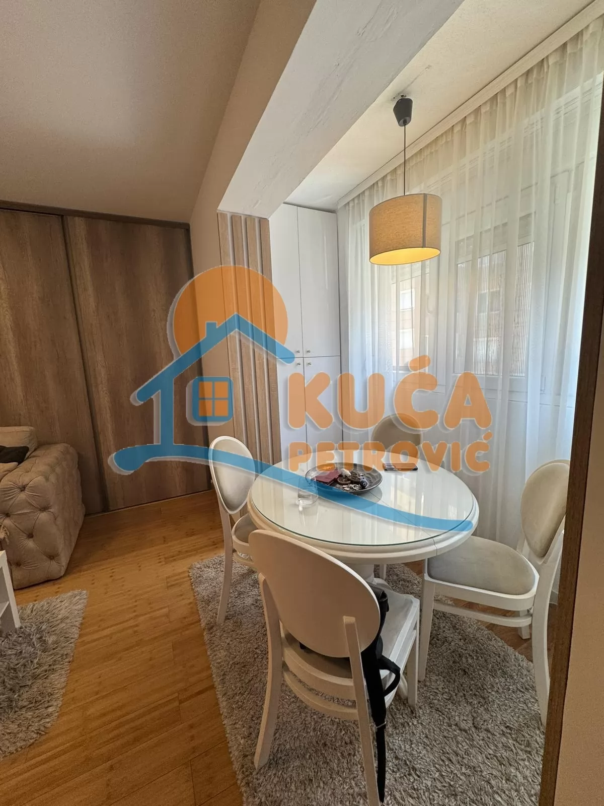 Dvosoban stan, 64 m2, Pantelej, Studenička ID: i-016897 5